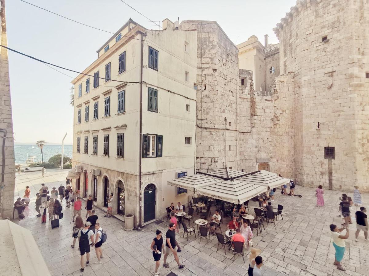 One Bedroom Apartment In The Old Town Split Bagian luar foto